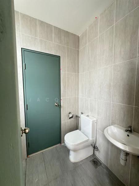 2-storey Terraced House for Sale in Masai (Johor) - Jacqueline Lee - Bathroom - PropertyGuru.com.my