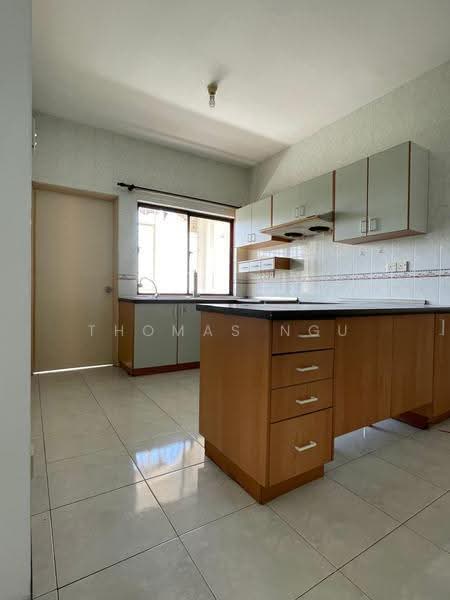 Apartment for Sale at Subang Jaya Lafite - Thomas Ngu - Kitchen - PropertyGuru.com.my