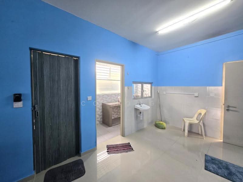 Apartment for Rent at Residensi Pandanmas 2 - CC Hong - Bathroom - PropertyGuru.com.my
