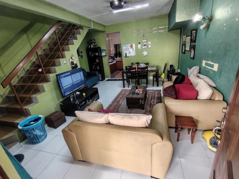 Rumah Teres 2-Tingkat untuk Dijual di Taman Sri Rampai (Wangsa Maju) - Amber Ng - Living Room - PropertyGuru.com.my