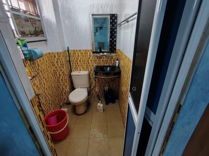 Rumah Teres 2-Tingkat untuk Dijual di Taman Sri Rampai (Wangsa Maju) - Amber Ng - Bathroom - PropertyGuru.com.my