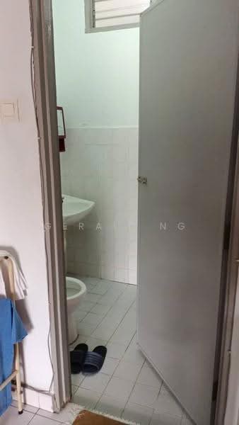 1-storey Terraced House for Sale in Petaling Jaya (Selangor) - Gerald Ng - Bathroom - PropertyGuru.com.my