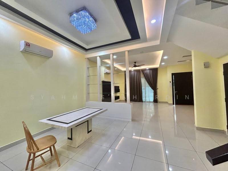 Rumah Teres 2-Tingkat untuk Dijual di Kajang (Selangor) - Syahmi Shahordin - Living Room - PropertyGuru.com.my