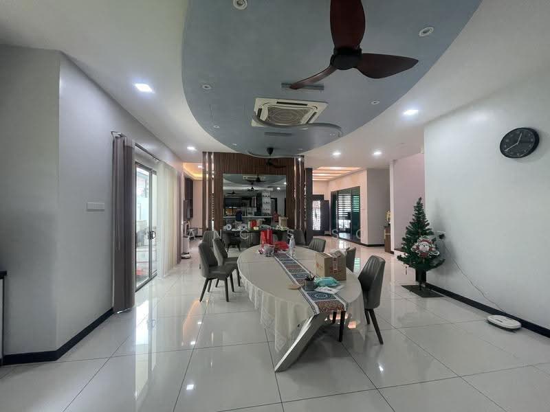 Bungalow House for Sale in Taman Equine (Seri Kembangan) - Francis Soh - Dining Room - PropertyGuru.com.my