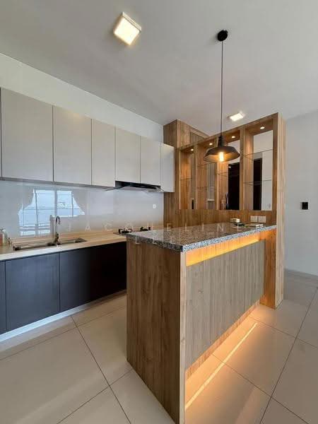 Kondominium untuk Disewa di Kings Bay @ Country Garden Danga Bay - Jacqueline Lee - Kitchen - PropertyGuru.com.my