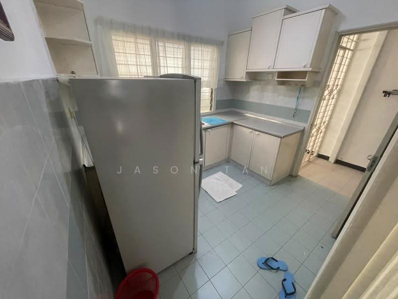 Rumah Teres untuk Disewa di Usj 12 (Subang Jaya) - Jason Tan - Kitchen - PropertyGuru.com.my