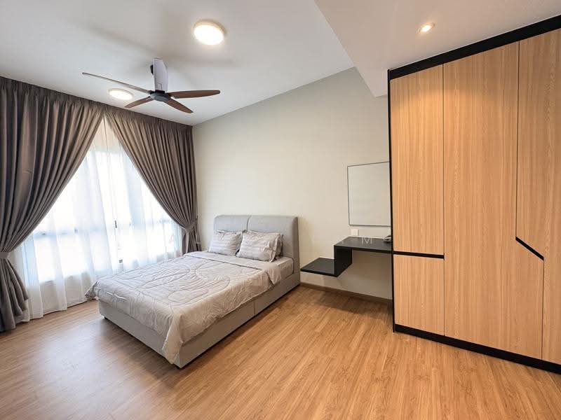 Kediaman Servis untuk Disewa di Residensi Ava @ Kiara Bay - Alvin Lam - Bedroom - PropertyGuru.com.my