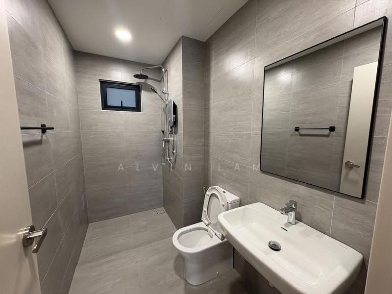 Kediaman Servis untuk Disewa di Residensi Ava @ Kiara Bay - Alvin Lam - Bathroom - PropertyGuru.com.my