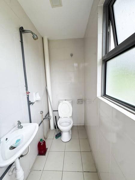 Rumah Teres 3-Tingkat untuk Dijual di Gombak (Selangor) - Izzat Zamros - Bathroom - PropertyGuru.com.my
