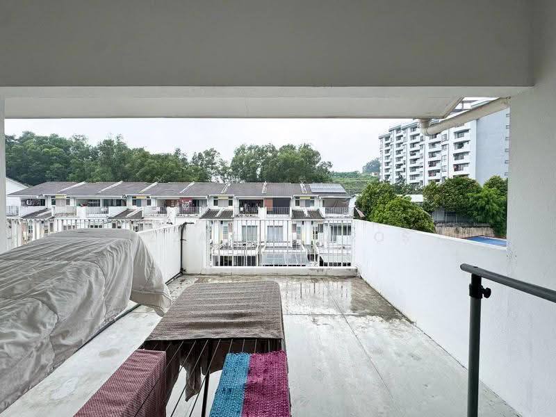 Rumah Teres 3-Tingkat untuk Dijual di Gombak (Selangor) - Izzat Zamros - Balcony - PropertyGuru.com.my