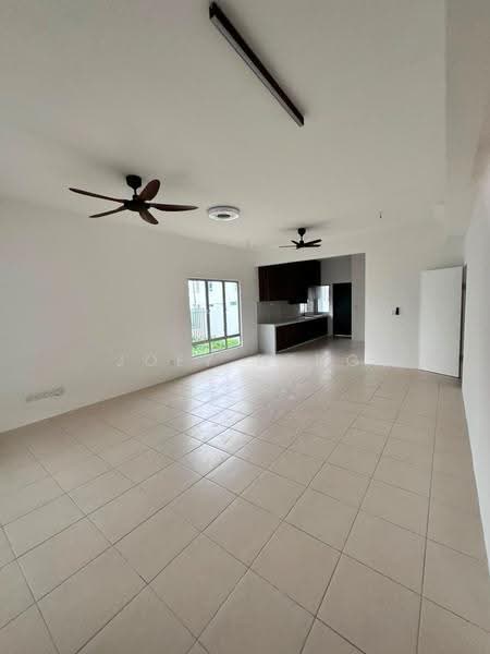 2-storey Terraced House for Rent in Iringan Bayu (Seremban) - Joey Heng - Living Room - PropertyGuru.com.my