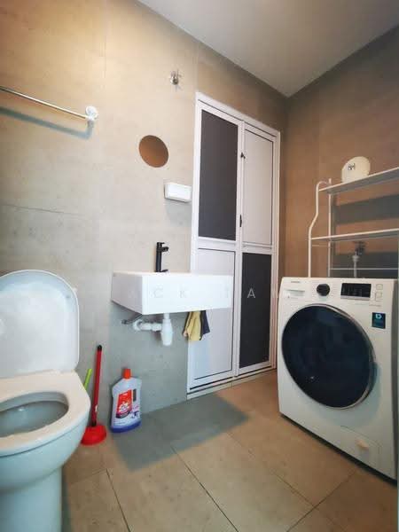 Service Residence for Rent at Kenwingston Square Garden - Jack Tam - Bathroom - PropertyGuru.com.my