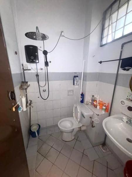 Rumah Teres 2-Tingkat untuk Dijual di Permas Jaya (Johor Bahru) - Karl Lim - Bathroom - PropertyGuru.com.my