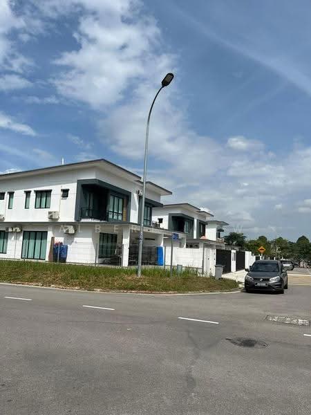 Cluster House for Sale in Pulai (Johor) - Albert Liew - PropertyGuru.com.my