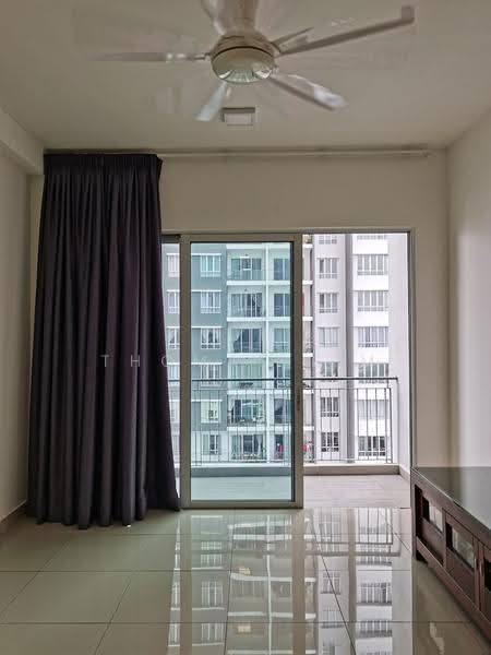 Kondominium untuk Dijual di Villa Crystal - Thomas Lim - Balcony - PropertyGuru.com.my
