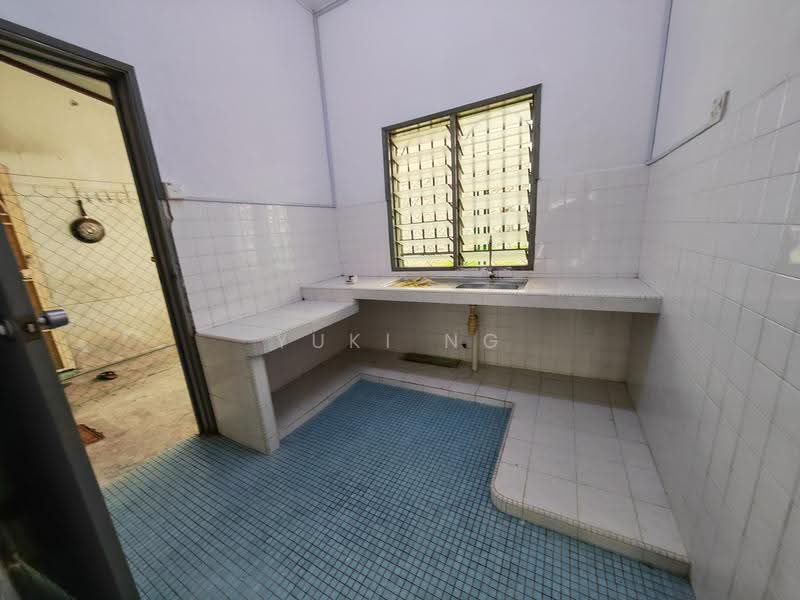 Rumah Teres 1-Tingkat untuk Dijual di Taman Jelok Ria (Kajang) - Yuki Ng - Kitchen - PropertyGuru.com.my