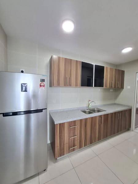 Kediaman Servis untuk Disewa di D'Secret Garden (Pangsapuri Kempas Indah) - Vinz Ang - Kitchen - PropertyGuru.com.my