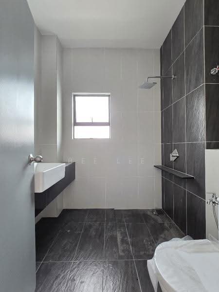 2-storey Terraced House for Sale in Setia Utama (Setia Alam) - Bee Lee - Bathroom - PropertyGuru.com.my