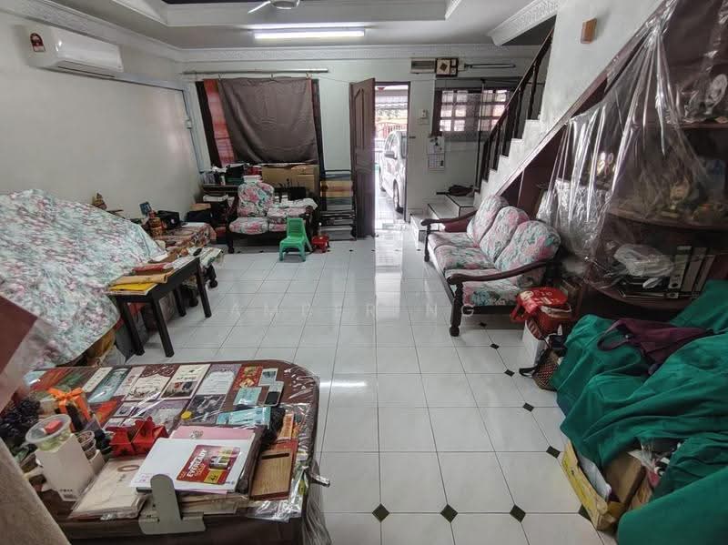 2-storey Terraced House for Sale in Wangsa Melawati (Wangsa Maju) - Amber Ng - Living Room - PropertyGuru.com.my