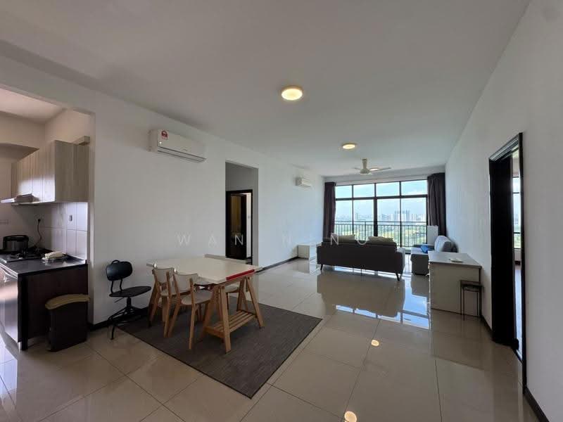 Kediaman Servis untuk Dijual di Molek Regency - Wan Ning - Living Room - PropertyGuru.com.my