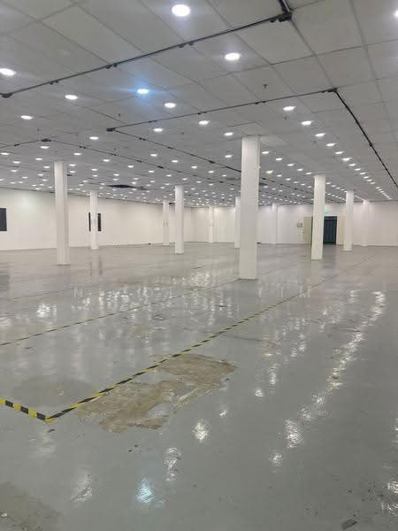 Warehouse for Rent in Uep Industrial Park (Subang Jaya) - Nicolas Lim - Interior - PropertyGuru.com.my