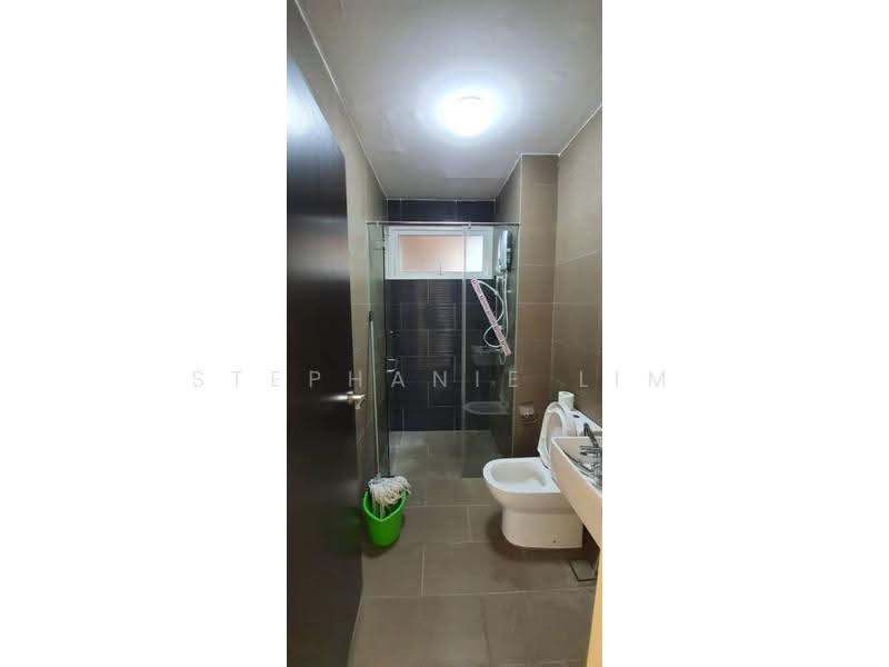 Kondominium untuk Disewa di Setia Sky Ville - Stephanie Lim - Bathroom - PropertyGuru.com.my