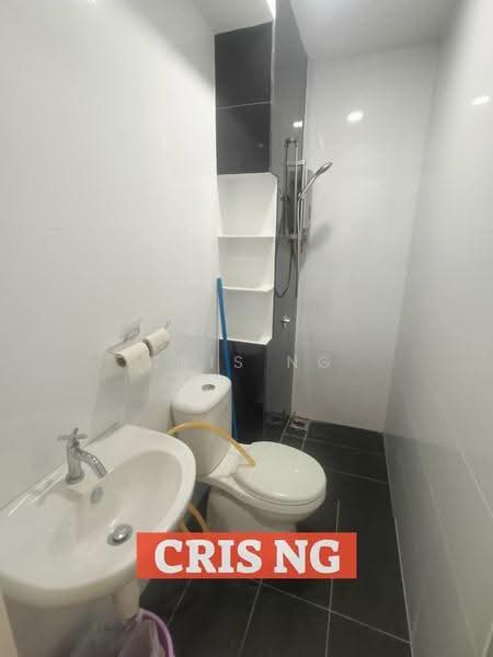 Kondominium untuk Disewa di The Clovers - Cris Ng - Bathroom - PropertyGuru.com.my