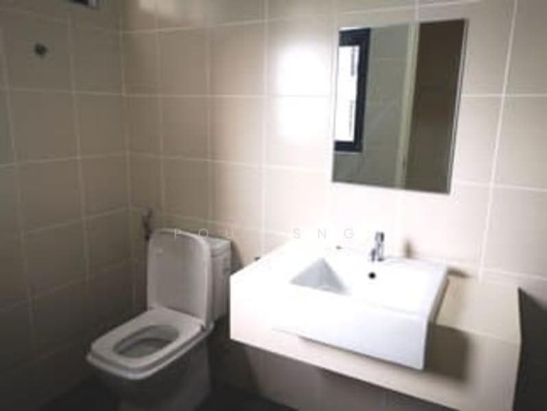 Service Residence for Sale at Meridin Suites @ The Meridin - Poul Sng - Bathroom - PropertyGuru.com.my