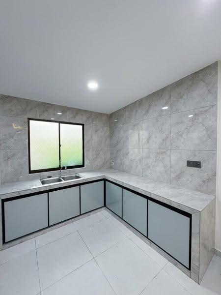 1-storey Terraced House for Sale in Taman Abad (Johor Bahru) - Eva Siow - Kitchen - PropertyGuru.com.my