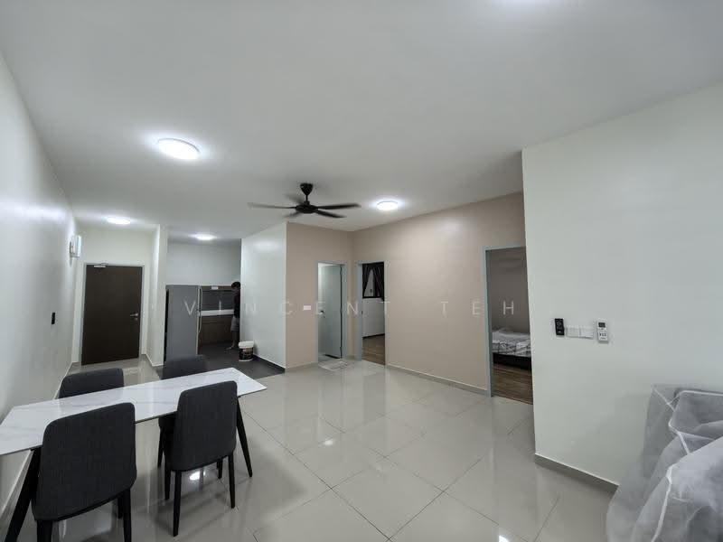Kondominium untuk Disewa di Admiral Residences - Vincent Teh - Living Room - PropertyGuru.com.my