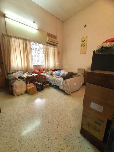 Semi-Detached House for Sale in Jelutong (Penang) - Jin Chuah - Bedroom - PropertyGuru.com.my