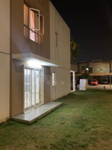 Townhouse for Rent in Cybersouth (Dengkil) - Yeong . - Exterior - PropertyGuru.com.my