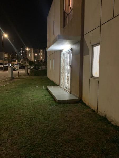 Townhouse for Rent in Cybersouth (Dengkil) - Yeong . - Exterior - PropertyGuru.com.my