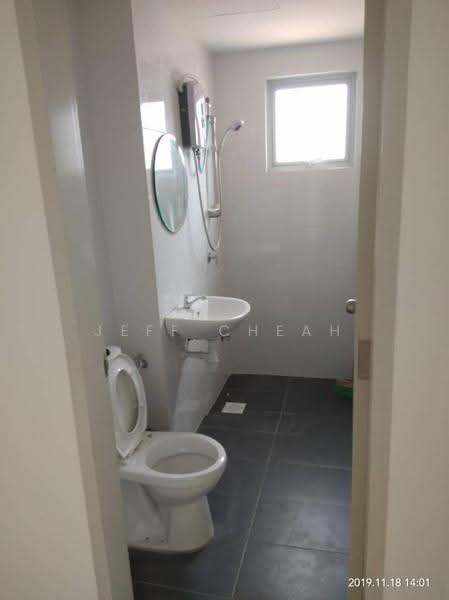 Condominium for Rent at Permata Residences - Jeff Cheah - Bathroom - PropertyGuru.com.my