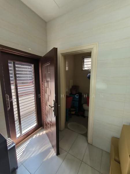 2-storey Terraced House for Sale in Alam Impian (Shah Alam) - Joseph Chan - Bathroom - PropertyGuru.com.my