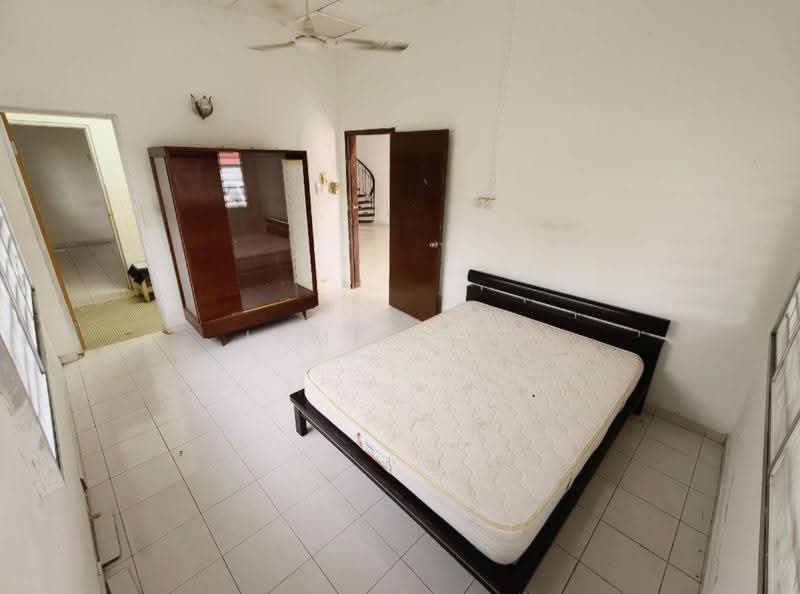 Rumah Teres 1.5-Tingkat untuk Disewa di Taman Pelangi (Johor Bahru) - Jamie Tan - PropertyGuru.com.my