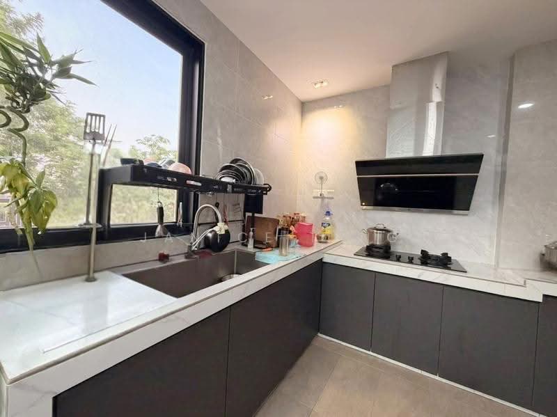 Rumah Teres 2-Tingkat untuk Dijual di Klang (Selangor) - Janice Tang - Kitchen - PropertyGuru.com.my