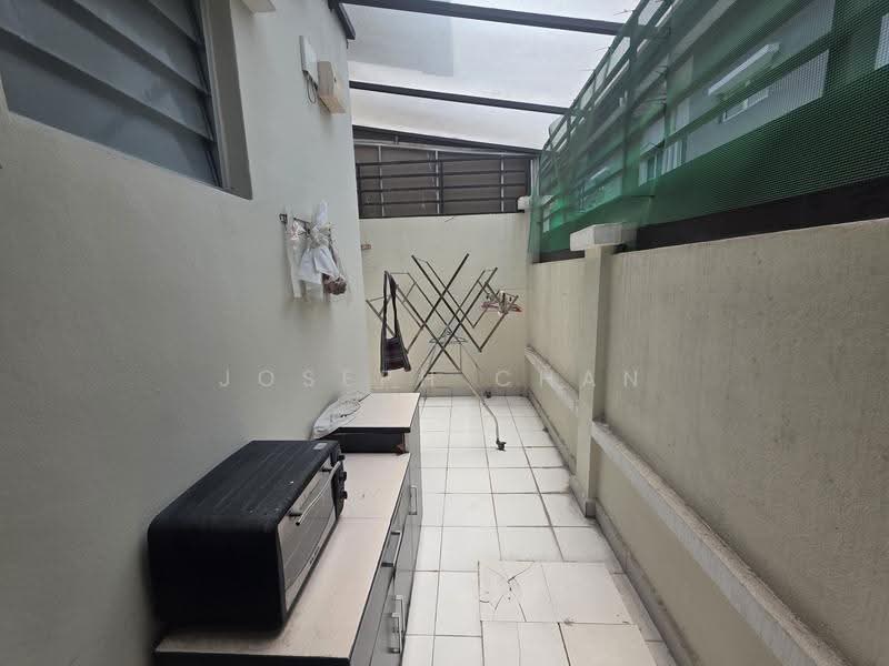 2-storey Terraced House for Sale in Sunway Alam Suria (Shah Alam) - Joseph Chan - Back kitchen - PropertyGuru.com.my