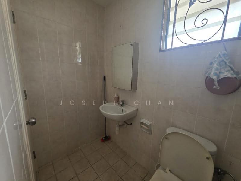 2-storey Terraced House for Sale in Sunway Alam Suria (Shah Alam) - Joseph Chan - Bathroom - PropertyGuru.com.my