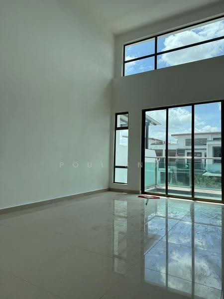 2-storey Terraced House for Sale in Taman Bestari Indah (Ulu Tiram) - Poul Sng - Living Room - PropertyGuru.com.my