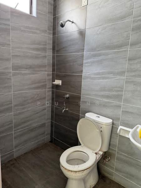 2-storey Terraced House for Sale in Taman Bestari Indah (Ulu Tiram) - Poul Sng - Bathroom - PropertyGuru.com.my