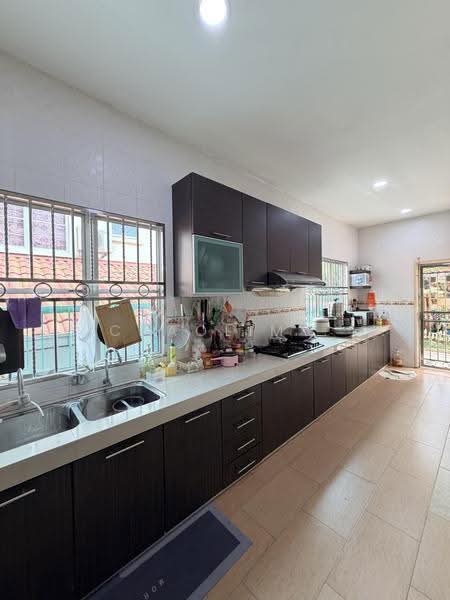 Rumah Berkembar untuk Dijual di Seri Kembangan (Seri Kembangan) - ChaoLim . - Kitchen - PropertyGuru.com.my