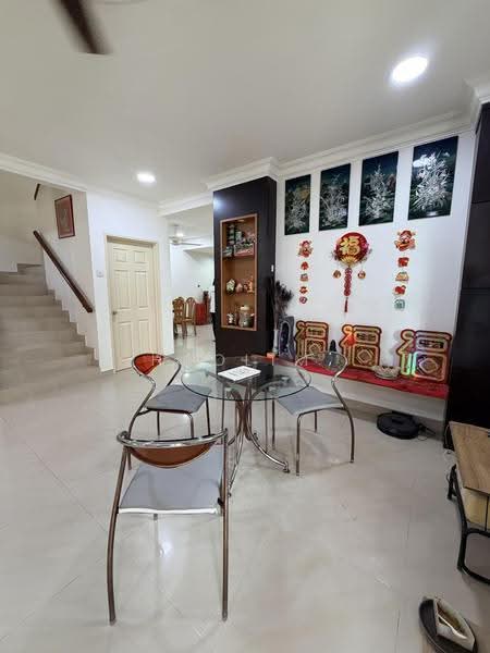 Rumah Berkembar untuk Dijual di Seri Kembangan (Seri Kembangan) - ChaoLim . - Living Room - PropertyGuru.com.my