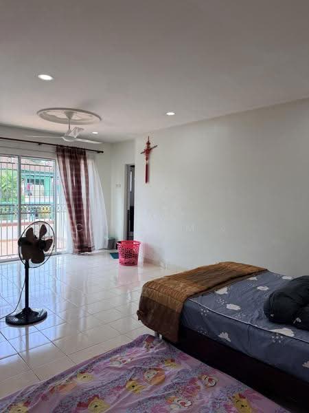 Rumah Berkembar untuk Dijual di Seri Kembangan (Seri Kembangan) - ChaoLim . - Bedroom - PropertyGuru.com.my