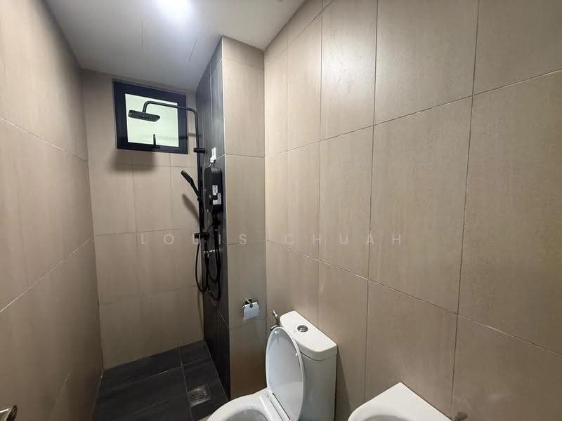 Kondominium untuk Disewa di D' Starlingtton - Louis Chuah - Bathroom - PropertyGuru.com.my
