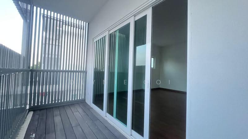Semi-Detached House for Sale in Taman Nadayu 92 (Kajang) - Dlynie Ooi - Balcony - PropertyGuru.com.my