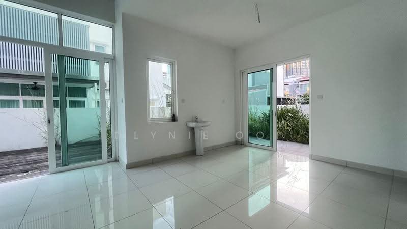Semi-Detached House for Sale in Taman Nadayu 92 (Kajang) - Dlynie Ooi - Interior - PropertyGuru.com.my