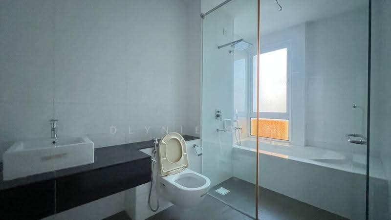 Semi-Detached House for Sale in Taman Nadayu 92 (Kajang) - Dlynie Ooi - Bathroom - PropertyGuru.com.my