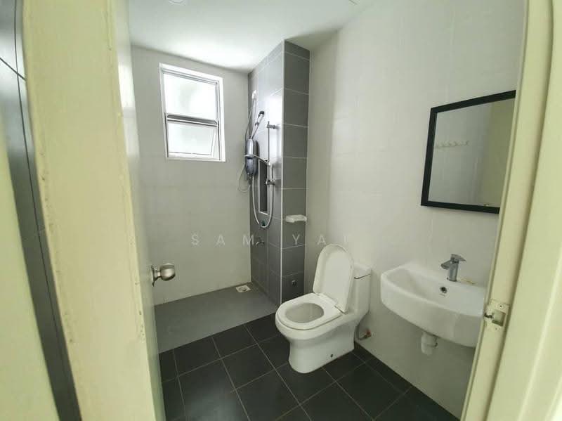 Apartment for Rent at Aliff Avenue (Dwi Alif) - Sam Yap - Bathroom - PropertyGuru.com.my