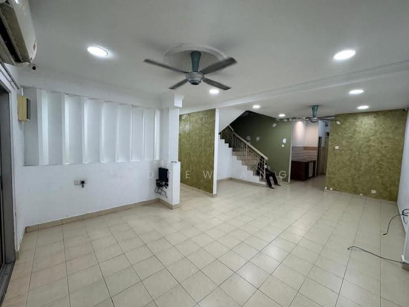 Rumah Teres 2-Tingkat untuk Disewa di Bandar Parklands (Klang) - Andrew Ang - Living Room - PropertyGuru.com.my